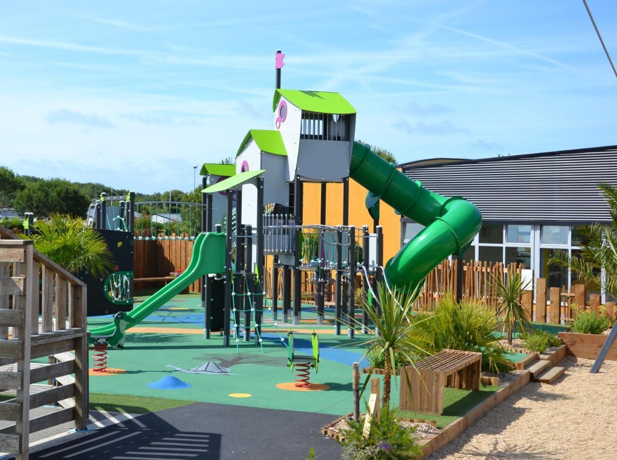 Camping Sunissim Le Bel Air 5 Stars By Locatour Hotel Les Sables-dʼOlonne Eksteriør billede