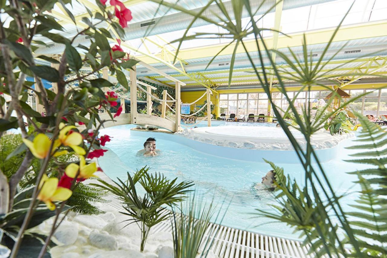 Camping Sunissim Le Bel Air 5 Stars By Locatour Hotel Les Sables-dʼOlonne Eksteriør billede